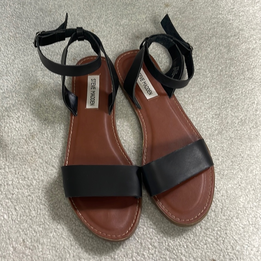 Steve Madden Black Sandals